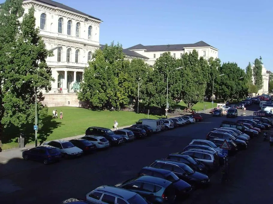 Apartamento Top Location At The University Múnich 0*,
